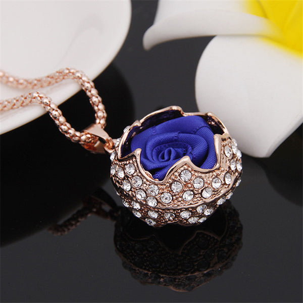 European Rose Design Pendant Necklace Fashion Crystal long Sweater chain Woman Fashion Jewelry Wholesale&Retail