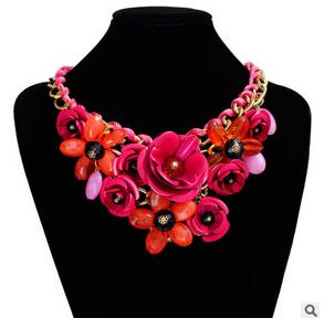 2017 Luxury Beautiful Maxi wedding Necklace Colorful Enamel Rhinestone Hand knitting Flower Big Choker Necklace Boho Jewelry