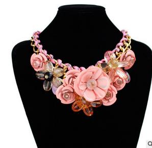 2017 Luxury Beautiful Maxi wedding Necklace Colorful Enamel Rhinestone Hand knitting Flower Big Choker Necklace Boho Jewelry